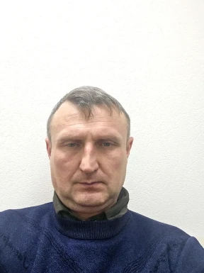 <span>Denis, 47</span> <span style='width: 25px; height: 16px; float: right; background-image: url(/bitmaps/flags_small/RU.PNG)'> </span><br><span>Surgut, Russland</span> <input type='button' class='joinbtn' style='float: right' value='JOIN NOW' />