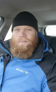 <span>Anatoly, 40</span> <span style='width: 25px; height: 16px; float: right; background-image: url(/bitmaps/flags_small/RU.PNG)'> </span><br><span>Nizhny Novg, 俄罗斯</span> <input type='button' class='joinbtn' style='float: right' value='JOIN NOW' />